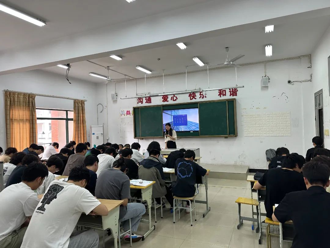 “心有多大，依網(wǎng)舞臺(tái)就有多大”---記依網(wǎng)科技6月招聘會(huì)
